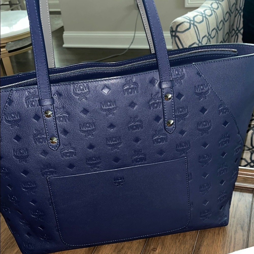 Elegant MCM navy Tote Bag